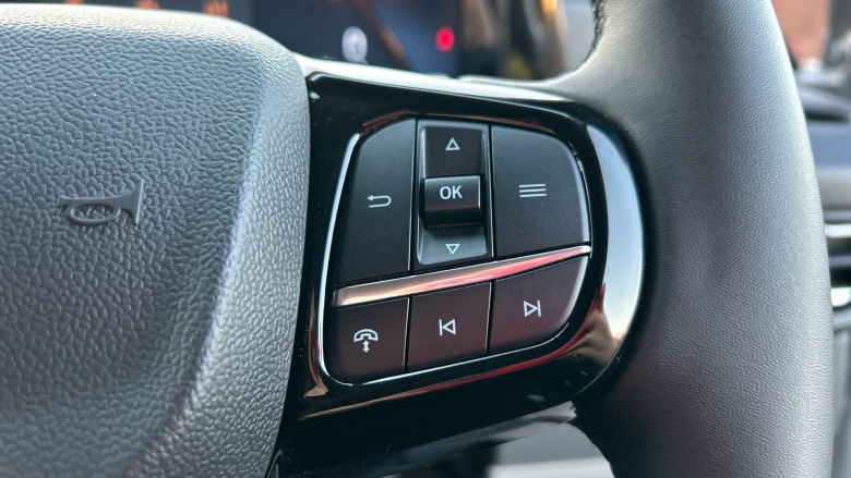 Ford Transit Custom E-320 L1 Rwd 100kW 65kWh H1 Van Limited Auto